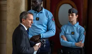 Саркози разкри с какво се е хранел в затвора