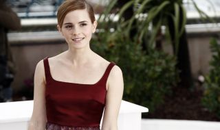 Ема Уотсън излиза в „нелегалност“ заради бивш дилър на канабис