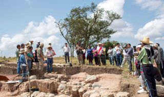 Откриха необичайно голяма гробница на 3000 години на висш жрец в Перу (ВИДЕО)