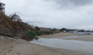 Плажът на Лозенец сега е от най-чистите