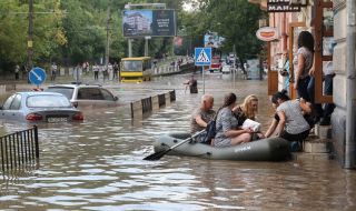 Сезонът на бурите се стовари над Украйна (ВИДЕО)
