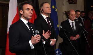 Тристранна среща за Украйна: Макрон приема Шолц и Дуда в Париж