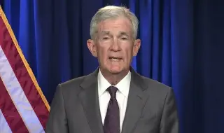 Financial Times: Федералния резерв на САЩ се обедини срещу атаките на Тръмп ВИДЕО