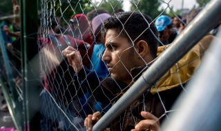 Имам към бежанци: Да завладеем Европа с помощта на Аллах