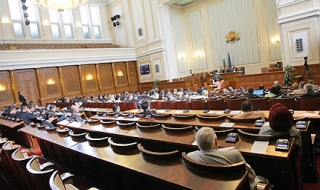 Трайков и Рашидов обясняват на депутатите за ACTA