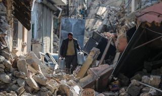 Броят на загиналите при земетресенията в Турция достигна близо 48 000 души