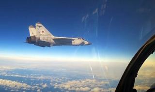 Въздушен бой на МиГ-31 в стратосферата (ВИДЕО)