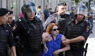 Демокрация по руски! 1400 ареста за няколко часа
