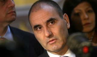 Цветан Цветанов остана без охрана