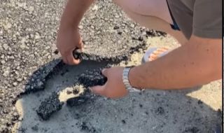 Безумие! Новоположеният асфалт в Царево се бели като кожа (ВИДЕО)