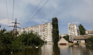 Жертвите на наводненията в Украйна станаха 10, 43-ма са в неизвестност