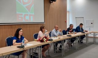 Райна Душкова: За социална политика трябва да се говори на висок глас