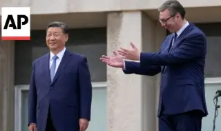 Си Дзинпин предложил на Вучич да му поиска, каквото реши
