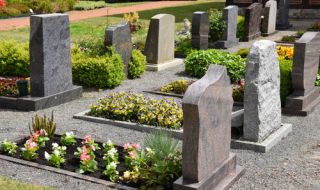 Разширяват гробищата във Враца заради рекордна смъртност