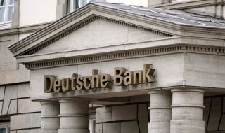 Претърсват Deutsche Bank по сигнал за пране на пари