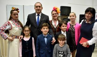 Президентът даде началото на „Българската Коледа“