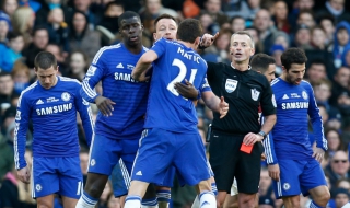 Челси ще обжалва червения картон на Матич