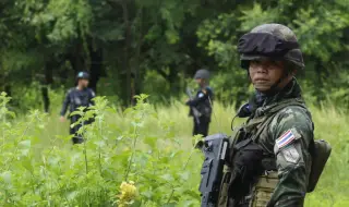 Тайланд може да блокира износа си на горива за Камбоджа заради продължаващия граничния конфликт