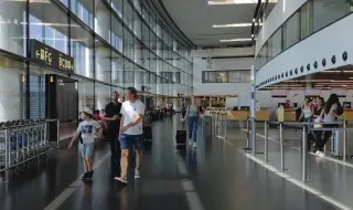 Откриха 700 000 евро в багаж на летището на Виена