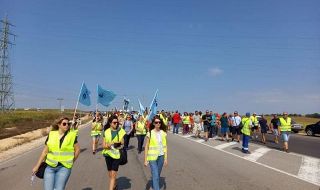 "Автомагистрали - Черно море" продължават с протестите