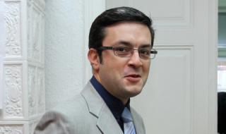 ГЕРБ искат оставката на Пламен Узунов