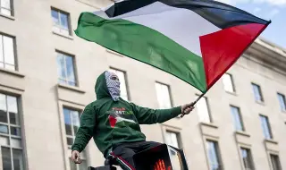 Палестинско помирение! "Хамас" и "Фатах" си стиснаха ръцете в Пекин