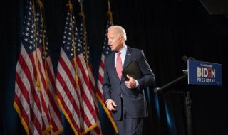 Джо Байдън звънна на Олаф Шолц