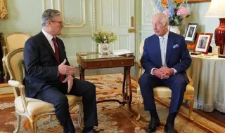 Стармър стана премиер след официална церемония с крал Чарлз Трети