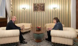 President Rumen Radev talks with Natalia Kiselova 