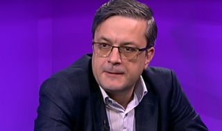 Биков: Да имаш партийно правителство с 64 депутати и да разчиташ за подкрепа на основния си опонент е авантюра