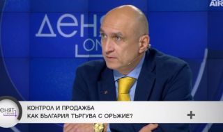 Владимир Величков: Категорично изнасяме оръжие за Украйна