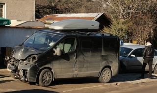 5 деца пострадаха при катастрофа край Кокаляне