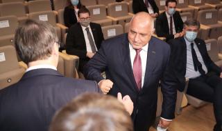 "Българите бяха измамени": Чужди медии за Борисов и протестите