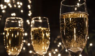 Цена на бутилка шампанско стигна до съда