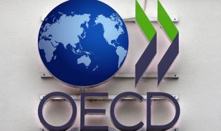 Само 40 % от хората имат доверие в правителствата на страните си