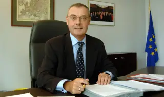 Дейвид О'Съливан: Санкциите на ЕС срещу Русия нямат мандат от ООН, но коалицията работи