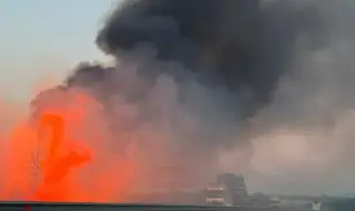 Огромен пожар задими АМ "Тракия"