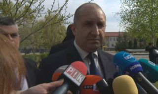 И отново Румен Радев няма да бърза с връчването на мандата ВИДЕО