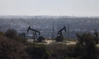 Los Angeles and the Secret of Hidden Oil Wells
