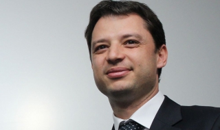 Откриват зарядна станция за електромобили