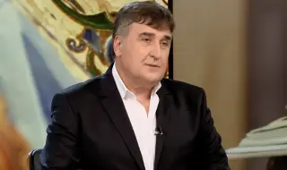 Веселин Маринов през сълзи разказа как е празнувал 24 май (ВИДЕО)