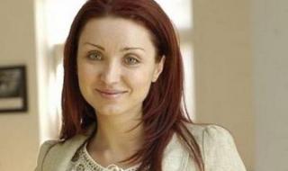 Галя от „Каризма“ иска момиченце от приятеля си