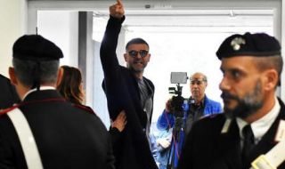 Световен шампион с Италия се размина със затвора