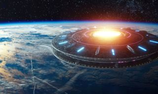 Пентагонът: Извънземен кораб-майка може да се „спотайва“ в нашата Слънчева система