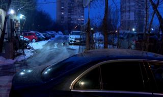 Системни кражби и разбити автомобили в столичен квартал