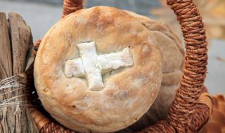 Рецепта за вечеря: Питка с паричка за Бъдни вечер