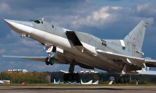 Руски бомбардировач Ту-22M3 се повреди при кацане