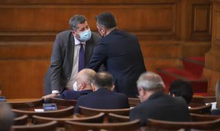 Христо Иванов след извънредната среща: Няма драма