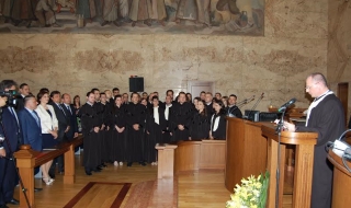 Панов към младите магистрати: Не се превръщайте в слуги на обществото