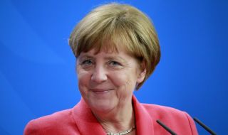 СНИМКА на Меркел взриви мрежата